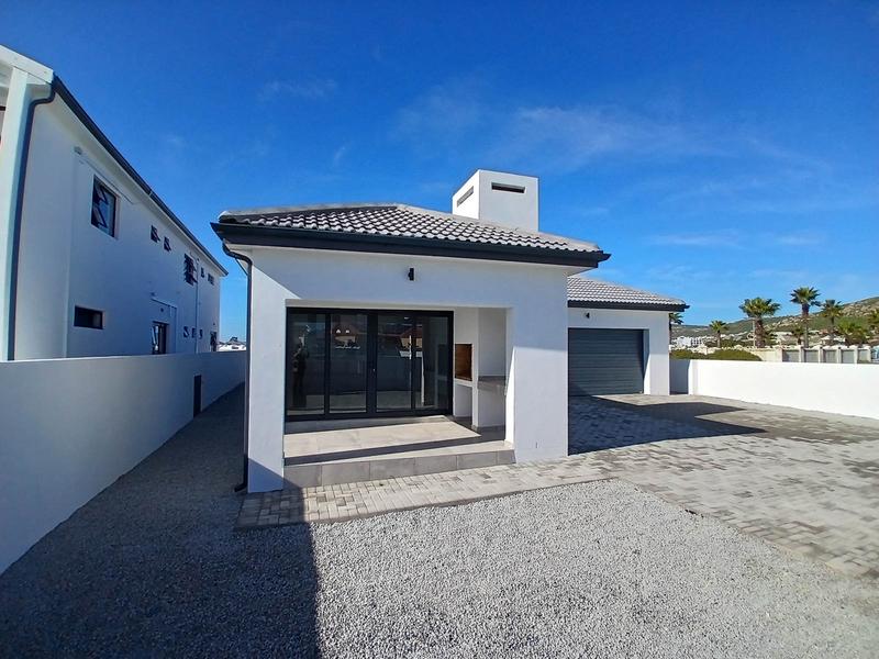 3 Bedroom Property for Sale in Sandy Point Western Cape